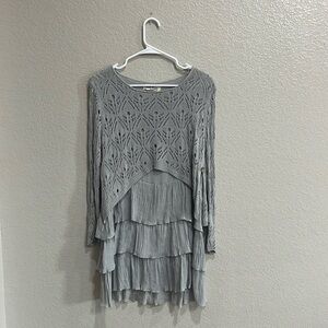 SELFIE COUTURE BY TRENDOLOGY BOUTIQUE TOP SZ S/M GRAY